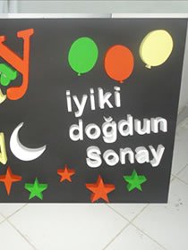 SEVİ SEVİYORUM