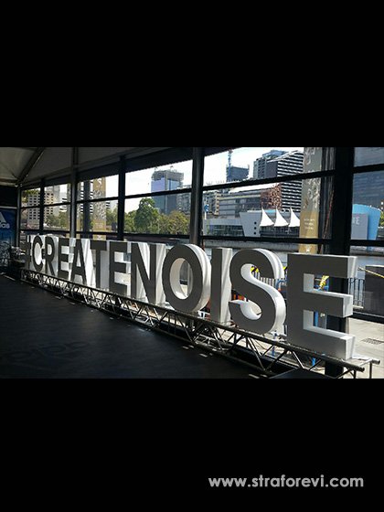 Sahne Arkası Dekoru için Strafor Harfler